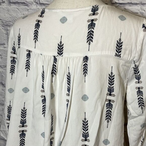 Jack Half Sleeve V Neck Top Size Small - Picture 7 of 8